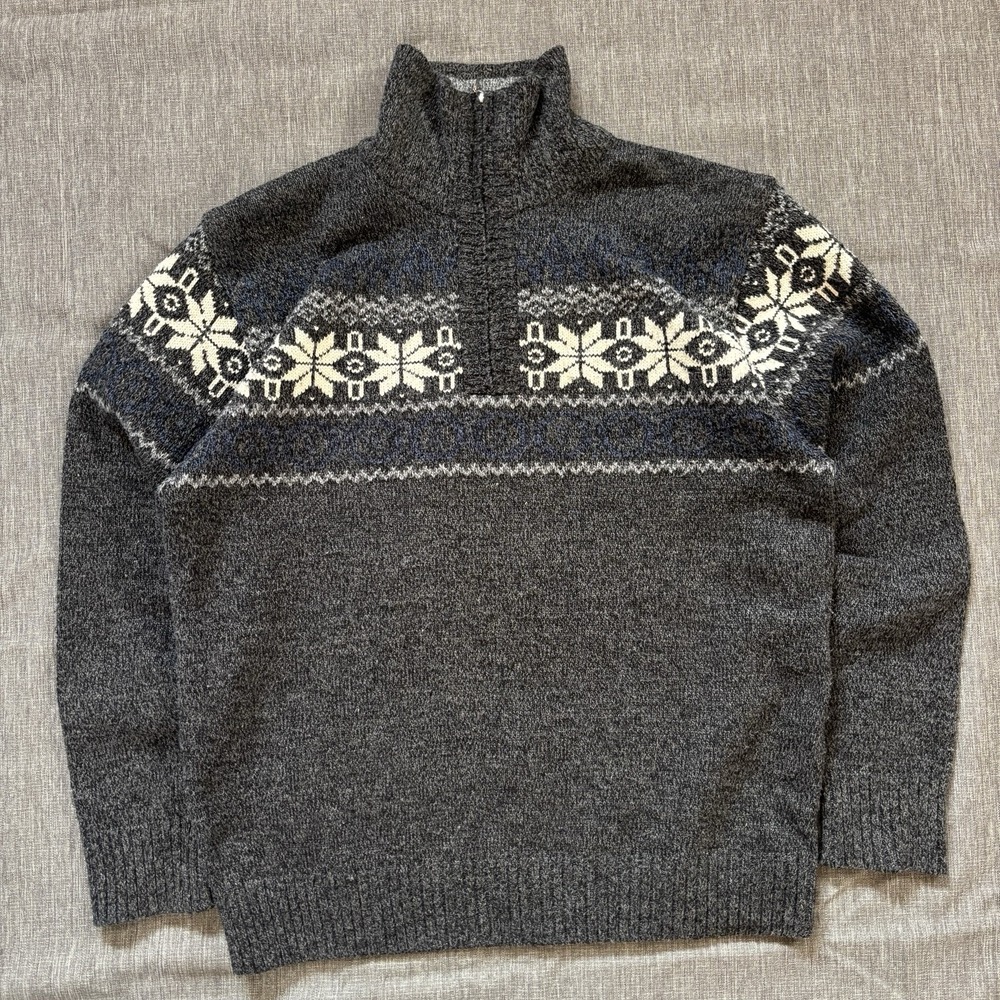 Vintage Grey Knit Quarter Zip with Snowflake Design - M